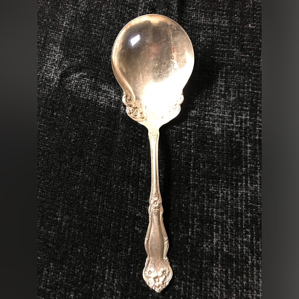 Berry spoon